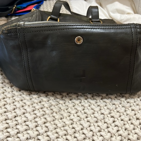 Saint Laurent Downtown Tote Bag - Picture 3 of 9